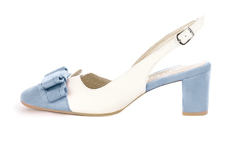 Sky blue and off white women's open back shoes, with a knot. Round toe. Medium block heels. Profile view - Florence KOOIJMAN
